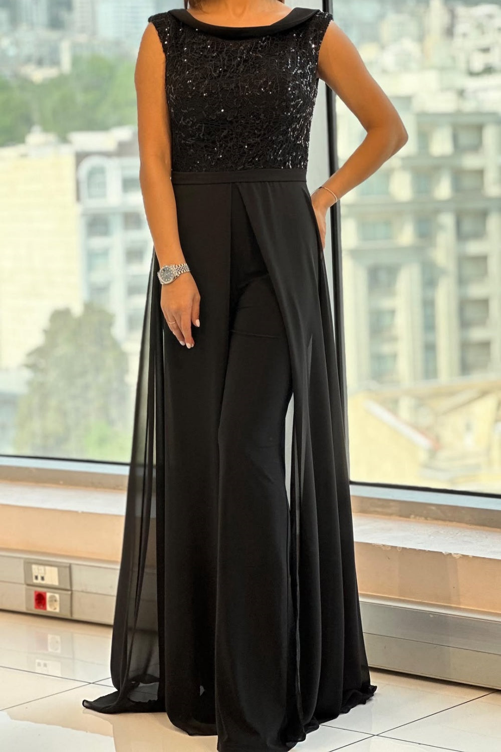 Valeria | Classic Sleeveless Jumpsuit