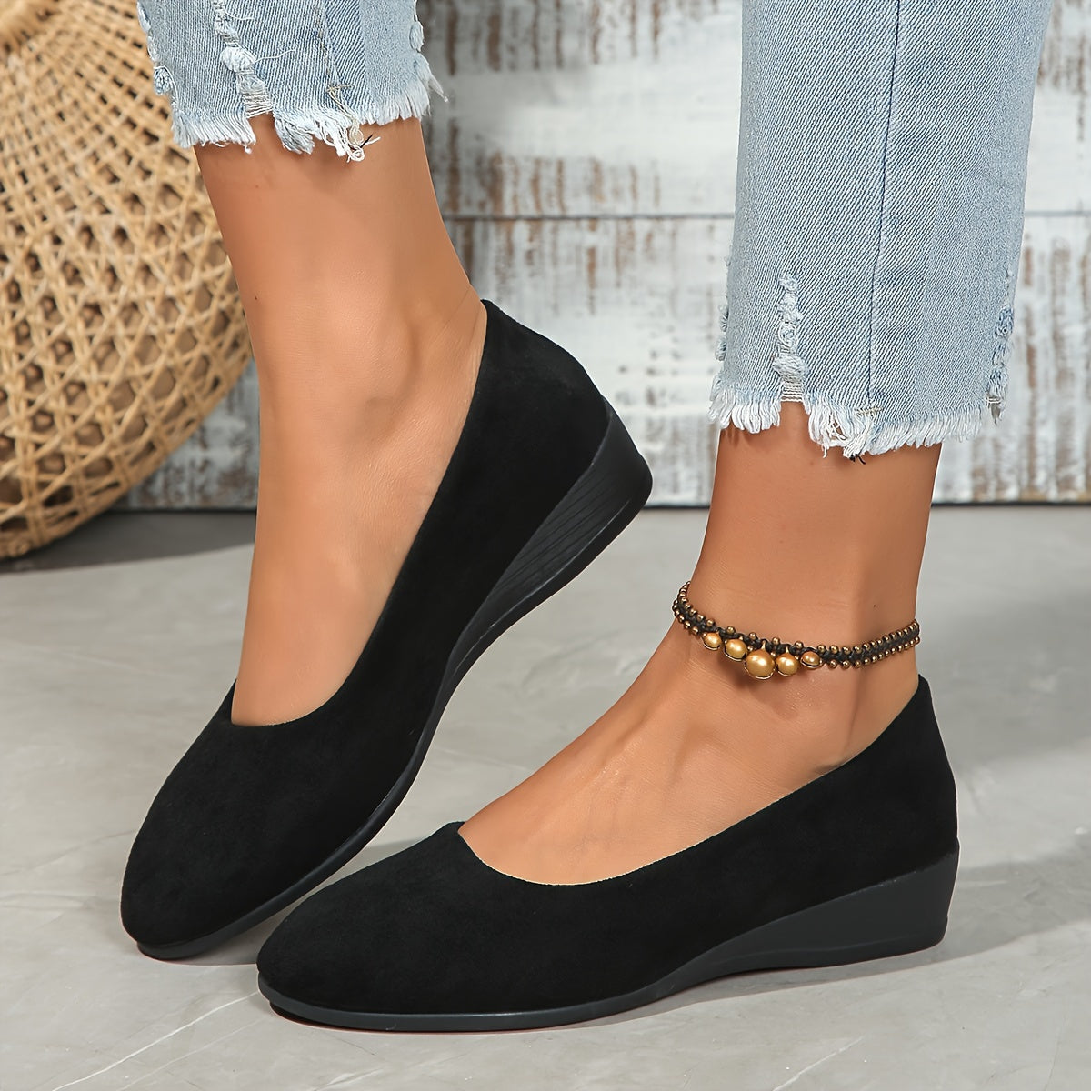 Lioren | Comfortable Wedge Shoes