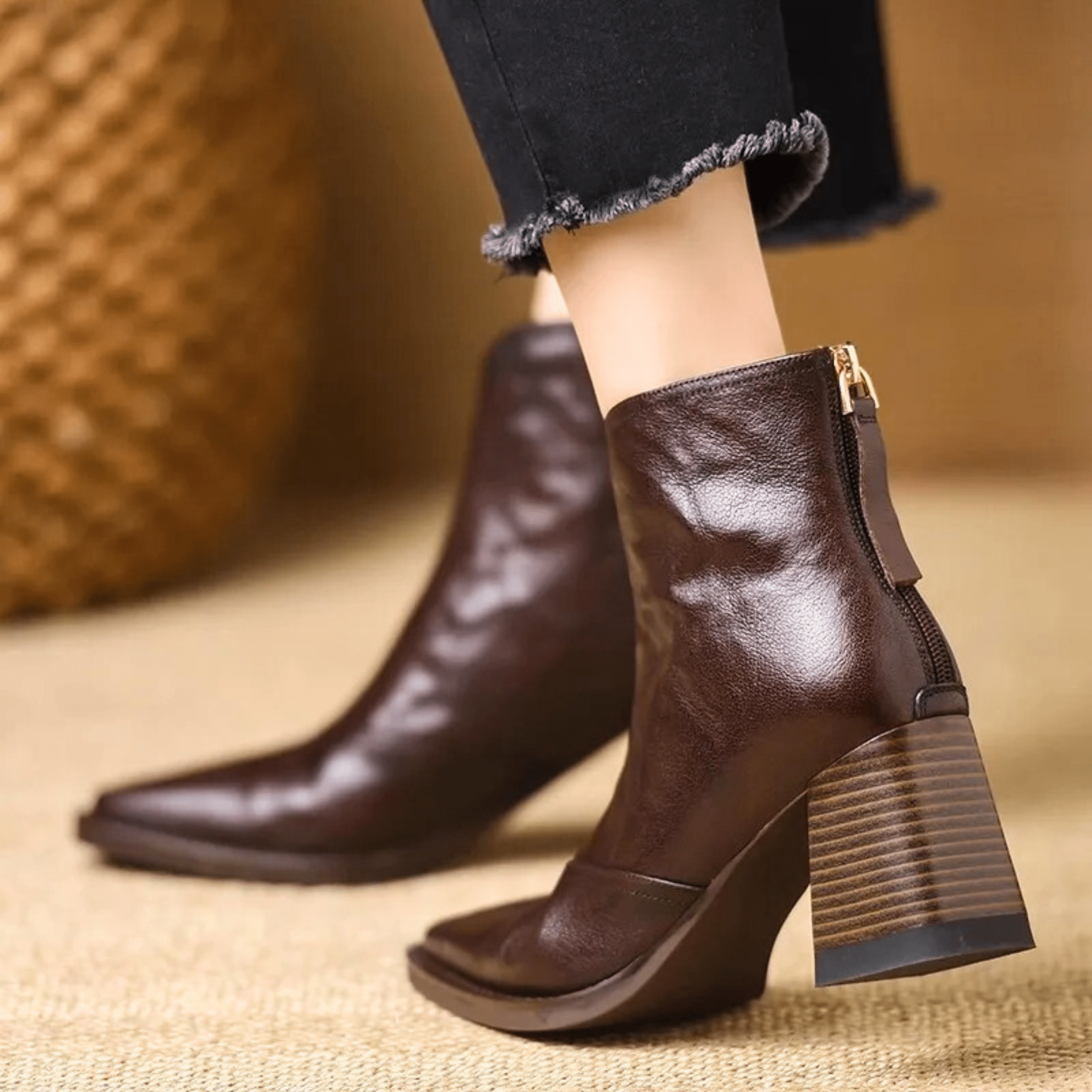 Tynah | Orthopedic Boots